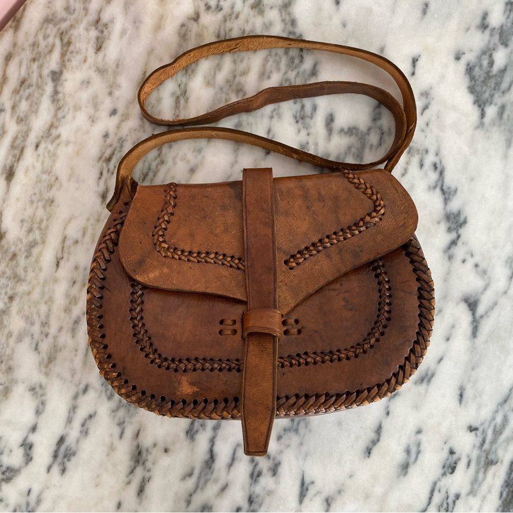 Handcrafted Vintage Brown Leather Saddle Crossbody Bag - Picture 9 of 10